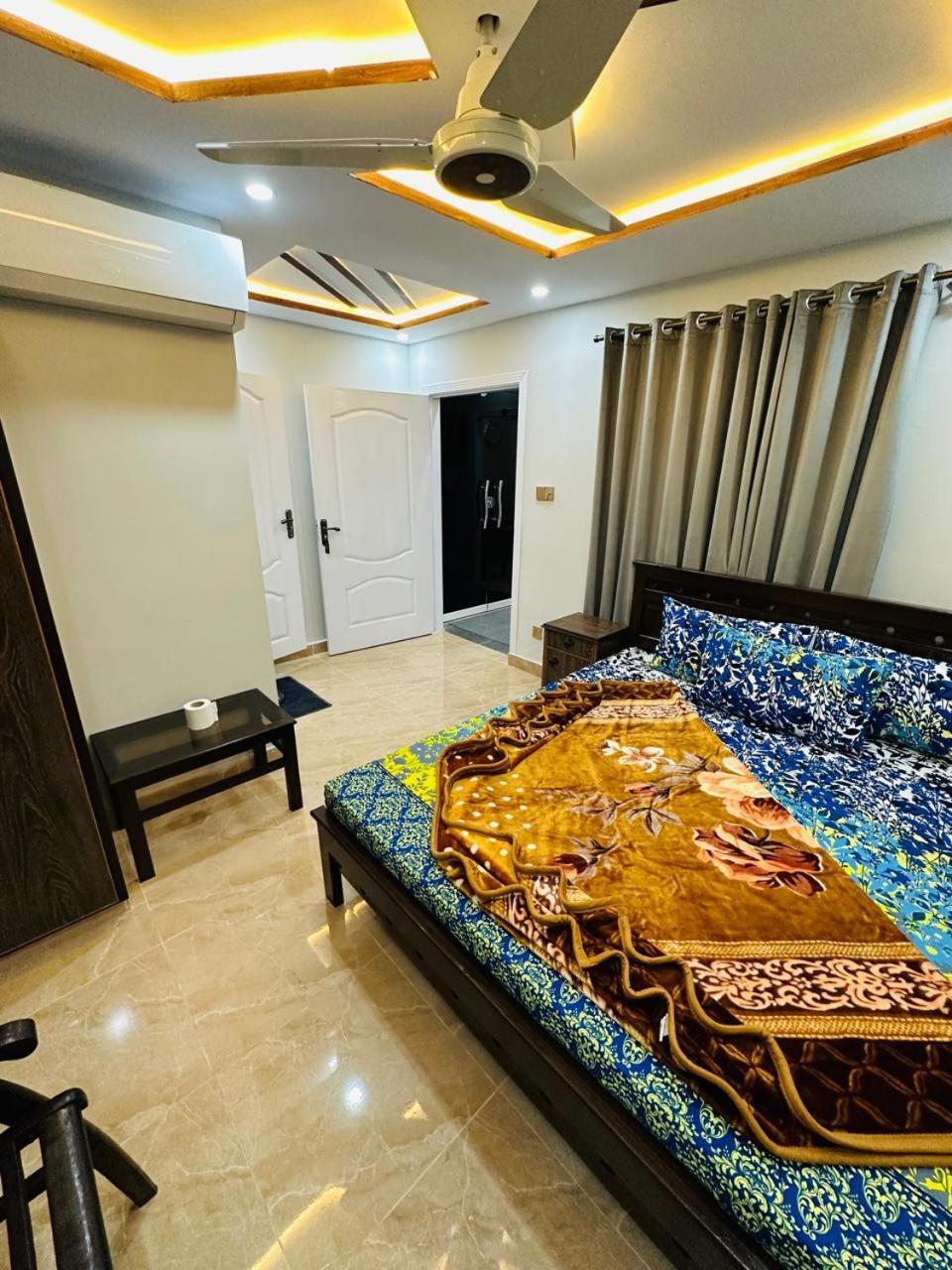 Moven Inn Hotel 이슬라마바드 외부 사진